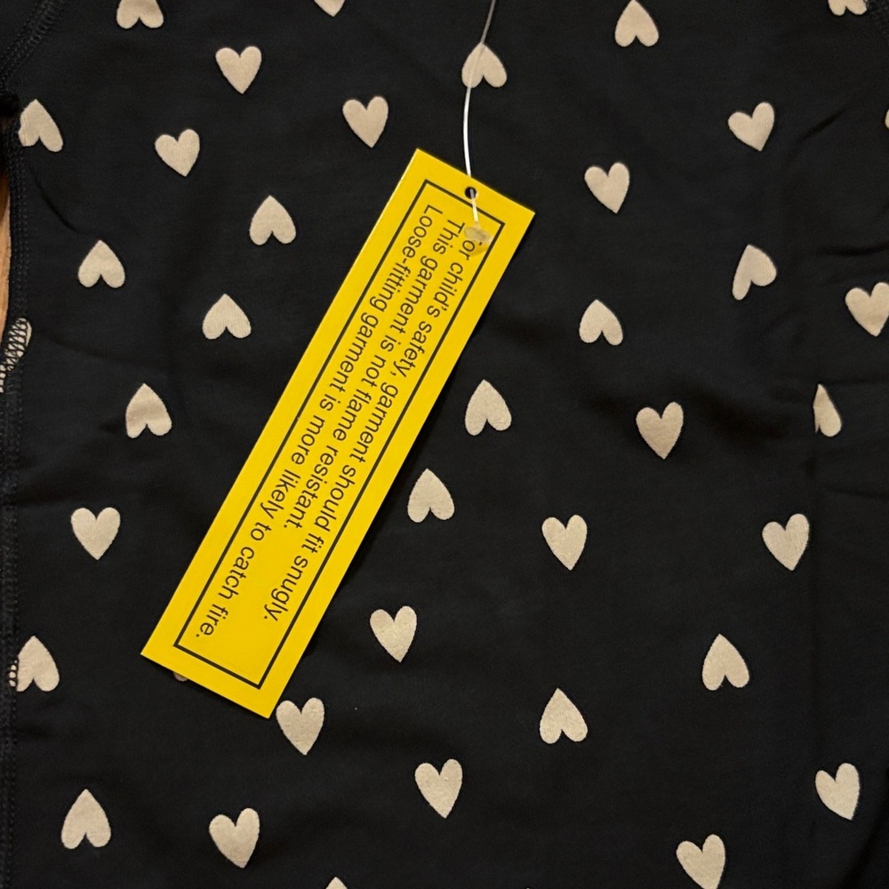 *Hanna Andersson HannaSoft Black Pajama Set with White Heart Print - Picture 3 of 5